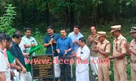പെ​രു​വ​ന്പാ​ട​ത്തെ റോ​ഡു​ക​ൾ ഉദ്ഘാടനം ചെയ്തു