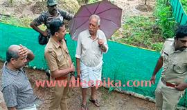 പു​ലി ഭീ​തി​യൊ​ഴി​യാ​തെ ക​രു​വാ​ര​കു​ണ്ട് : കാ​ട്ടു​പ​ന്നി​യു​ടെ അ​വ​ശി​ഷ്ട​ങ്ങ​ൾ ക​ണ്ടെ​ത്തി