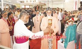 പു​ന​രൈ​ക്യ വാ​ര്‍​ഷി​കം : സം​ഗ​മ​ത്തി​നു തി​രി തെ​ളി​ഞ്ഞു;  അ​ടൂ​ര്‍ ഇ​നി വി​ശ്വാ​സ​സം​ഗ​മ ഭൂ​മി