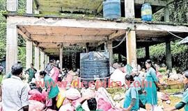 മു​ന്‍ മു​ഖ്യ​മ​ന്ത്രി ഉ​മ്മ​ന്‍ ചാ​ണ്ടി​ക്ക്  ജ​ന്മ​നാ​ട്ടി​ൽ സ്മാ​ര​കം ഉ​യ​രു​ന്നു