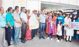 കാ​ൽ​ന​ട​യാ​യി കാ​ഷ്മീ​രി​ൽ എ​ത്തി​യ  രാ​ജേ​ന്ദ്ര​ന് സ്വീ​ക​ര​ണം ന​ൽ​കി