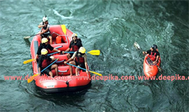 മ​ല​ബാ​ര്‍ റി​വ​ര്‍ ഫെ​സ്റ്റി​വ​ല്‍: ആ​വേ​ശ​മാ​യി ചു​രം മ​ഴ​യാ​ത്ര