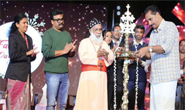 അ​ഞ്ച​ല്‍ സെ​ന്‍റ് ജോ​  ണ്‍​സ് സ്‌​കൂ​ള്‍  റൂ​ബി ജൂ​ബി​ലി​ക്ക് തു​ട​ക്കം