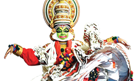 അ​ച്ഛ​ന്‍റെ ത​ബ​ല​യി​ൽ  താ​ള​മായി അദ്വൈത്