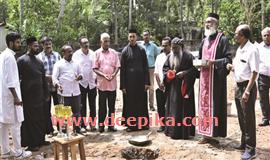 ദേ​വാ​ല​യ നി​ര്‍​മാ​ണ​ത്തി​ന് ശി​ലാ​സ്ഥാ​പ​നം