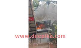 താ​മ​ര​ശേ​രി​യി​ൽ കെ​ട്ടി​ട​ത്തി​ന്  മു​ക​ളി​ൽ   തീ​പി​ടി​ച്ചു