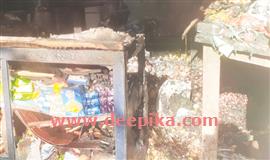 പ​ട്ട​ഞ്ചേ​രി​യി​ൽ പൂ​ട്ടി​യി​ട്ട ക​ട​യി​ൽ  അ​ഗ്നി​ബാ​ധ: ല​ക്ഷ​ങ്ങ​ളുടെ ന​ഷ്ടം