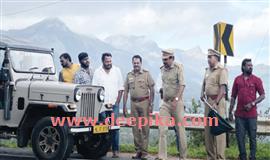 കൊ​ളു​ക്കു​മ​ല​യി​ലേ​ക്ക്  കി​ടു​ക്ക​ൻ ജീ​പ്പ് സ​ഫാ​രി