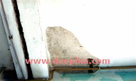 മെ​ഡി. കോ​ള​ജ് ആ​ശു​പ​ത്രി​യി​ൽ കൂ​ട്ടി​രി​പ്പു​കാ​രി​യു​ടെ കാ​ലി​ൽ  കോ​ൺ​ക്രീ​റ്റ് പാ​ളി അ​ട​ർ​ന്നു​വീ​ണു