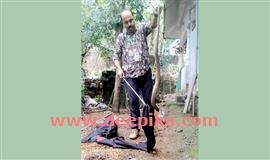 കി​ണ​റ്റി​ല​ക​പ്പെ​ട്ട മൂ​ർ​ഖ​നെ പി​ടി​കൂ​ടി