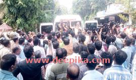 ക​ർ​ഷ​കത്തൊഴി​ലാ​ളി ഷോ​ക്കേ​റ്റ് മ​രി​ച്ച സം​ഭ​വം: മൃ​ത​ദേ​ഹ​വു​മാ​യി നാ​ട്ടു​കാ​ർ  കെ​എ​സ്ഇ​ബി ഓ​ഫീ​സി​ൽ