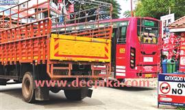 ബൈ​പാ​സ് റോ​ഡു​ക​ൾ പ്ര​ഖ്യാ​പ​ന​ത്തി​ൽ  ഒ​തു​ങ്ങി: വീ​ർ​പ്പു​മു​ട്ടി നെ​ന്മാ​റ ടൗ​ൺ