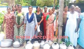 കു​ടി​വെ​ള്ള​ത്തി​നാ​യി തീ​ര​ദേ​ശ​ജ​ന​ത സ​മ​ര​ത്തി​ൽ
