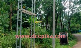 ട്രാ​ൻ​സ്ഫോ​ർ​മ​ർ തൂ​ണു​ക​ളി​ലൊ​തു​ങ്ങി