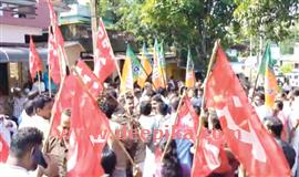 മ​ന്ത്രി പി. ​പ്ര​സാ​ദി​ന്‍റെ കു​ടും​ബവീ​ടി​നു  മു​ന്നി​ല്‍ ബി​ജെ​പി-സി​പി​ഐ സം​ഘ​ര്‍​ഷം