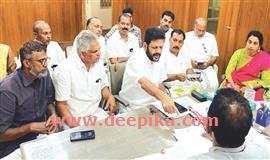 പ​ന​യ​മ്പാ​ടം റോഡ്: മ​ല​പ്പു​റ​ത്തെ​ത്തി  പ്ര​തി​ഷേ​ധി​ച്ച് വി.​കെ. ശ്രീ​ക​ണ്ഠ​ൻ എം​പി