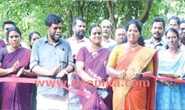 മണ്ണൂർ പഞ്ചായത്തിലെ റോ​ഡു​ക​ൾ നാ​ടി​നു സ​മ​ർ​പ്പി​ച്ചു