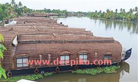 അ​ന​ധി​കൃ​ത ഹൗ​സ് ബോ​ട്ടു​ക​ള്‍​ക്ക്  ലൈ​സ​ന്‍​സ് ന​ല്‍​കാ​ന്‍ നീ​ക്ക​മെ​ന്ന്