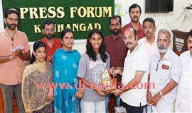 വ​നി​ത ഫു​ട്‌​ബോ​ളി​നോ​ട് അ​വ​ഗ​ണ​ന: പി. ​മാ​ള​വി​ക