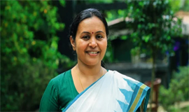 മ​ന്ത്രി രാ​ജി​വ​യ്ക്ക​ണം