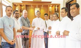 വി​ശു​ദ്ധ കാ​ര്‍ലോ അ​ക്കു​ത്തി​സി​ന്‍റെ  തി​രു​ശേ​ഷി​പ്പ് ചങ്ങനാശേരിയിൽ