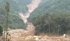 പു​ഞ്ചി​രി​മ​ട്ടം ദു​ര​ന്തം: പ​ട്ടി​ക​വ​ർ​ഗ ഉ​ന്ന​തി​ക​ളി​ലെ  കു​ടും​ബ​ങ്ങ​ളെ പു​ന​ര​ധി​വ​സി​പ്പി​ക്കു​ന്നു