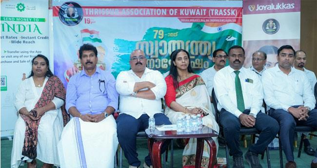 ഫ്ര​ണ്ട്സ് ഓ​ഫ് ക​ണ്ണൂ​ർ കു​വൈ​റ്റ് എ​ക്സ്പ്പാ​റ്റ്സ് അ​സോ​സി​യേ​ഷ​ൻ ബാ​ല​വേ​ദി സ്വാ​ത​ന്ത്ര്യ​ദി​നം ആ​ഘോ​ഷി​ച്ചു 