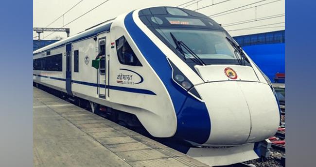 ബം​ഗ​ളൂ​രു മ​ല​യാ​ളി​ക​ൾ​ക്ക് സ​ന്തോ​ഷ​വാ​ർ​ത്ത; എ​റ​ണാ​കു​ളം - ബം​ഗ​ളൂ​രു റൂ​ട്ടി​ൽ പു​തി​യ വ​ന്ദേ​ഭാ​ര​ത്
