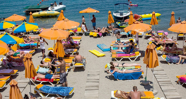 https://www.deepika.com/nri/beach1_2020may27.jpg https://www.deepika.com/nri/beach1_2020may27.jpg
