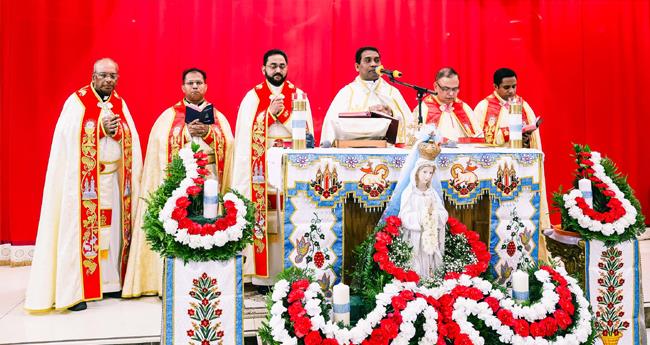ഷി​ക്കാ​ഗോ സെ​ന്‍റ് മേ​രീ​സ് ഇ​ട​വ​ക​യി​ൽ ദ​ർ​ശ​ന തി​രു​നാ​ളി​ന് ഭ​ക്തി​നി​ർ​ഭ​ര​മാ​യ സ​മാ​പ​നം 
