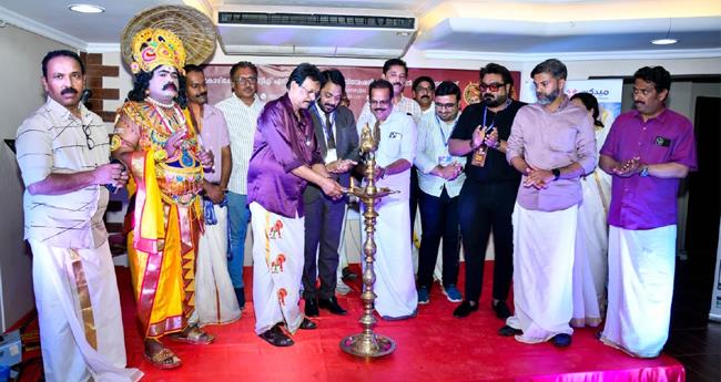 ക​ബ​ദ് മ​രു​ഭൂ​മി​യി​ലെ തി​രു​വാ​തി​ര വേ​റി​ട്ട അ​നു​ഭ​വ​മാ​ക്കി കെ​ഡി​എ​ൻ​എ ഓ​ണാ​ഘോ​ഷം