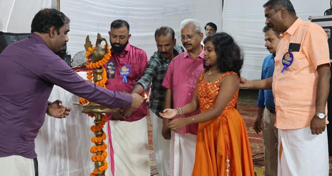 ഓ​ണാ​ഘോ​ഷം സം​ഘ​ടി​പ്പി​ച്ച്  മ​ല​യാ​ളി വെ​ൽ​ഫെ​യ​ർ സൊ​സൈ​റ്റി