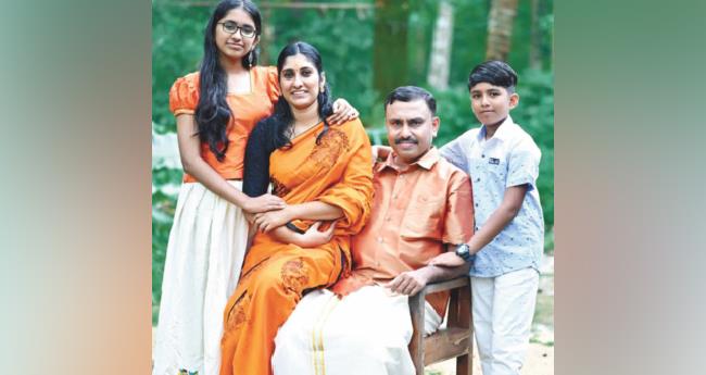 ദു​ബാ​യി ഡ്യൂ​ട്ടി ഫ്രീ ​ന​റു​ക്കെ​ടു​പ്പി​ല്‍ കാ​സ​ര്‍​ഗോ​ഡ് സ്വ​ദേ​ശി​ക്ക് എ​ട്ട​ര കോ​ടി സ​മ്മാ​നം