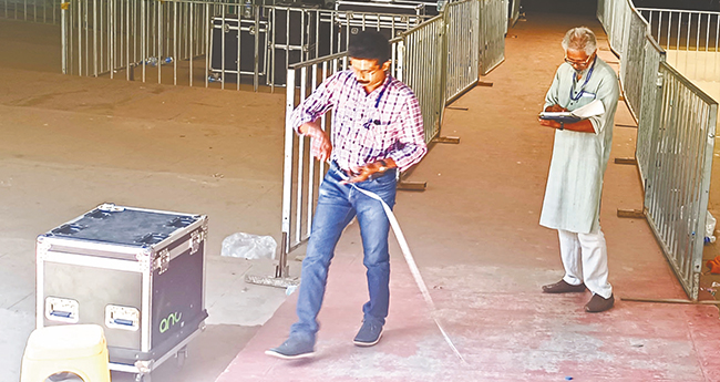 കു​​​സാ​​​റ്റി​​​ല്‍ അ​​​പ​​​ക​​​ടം ന​​​ട​​​ന്ന സ്ഥ​​​ല​​​ത്തു പ്ര​​​ത്യേ​​​ക അ​​​ന്വേ​​​ഷ​​​ണ​​സം​​​ഘം പ​​​രി​​​ശോ​​​ധ​​​ന ന​​​ട​​​ത്തു​​​ന്നു.
